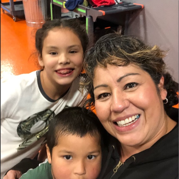 Meet your Posher, Tracy - Picture 1 of 1